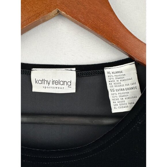 Women’s Kathy Ireland XL Black Velvet Short Sleeve Shirt - Picture 4 of 4